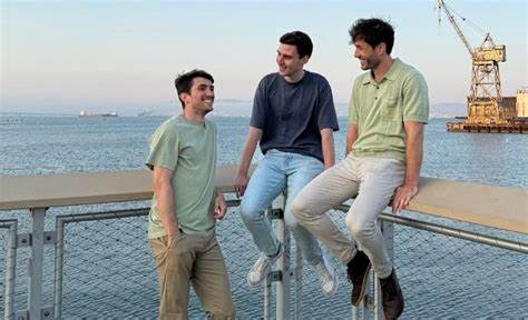 深入探讨HappyRobot如何通过前沿的人工智能技术推动实体经济的数字化转型与创新发展,助力传统产业实现智能升级与高质量发展。
