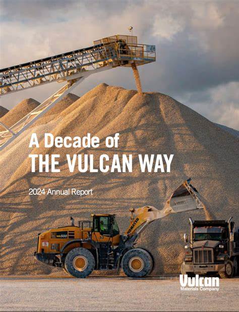 维尔肯材料公司作为美国最大的建筑骨料供应商,其业务涵盖沥青混合料和预拌混凝土生产,具有广泛的市场布局和发展潜力。本文深入探讨维尔肯材料公司的业务模式、市场表现、区域扩展及行业前景,帮助投资者和行业观察者全面了解这一基础材料行业的龙头企业。
