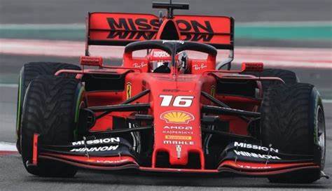 深入解析2026年一级方程式赛车赛季的最新发展、技术创新和车队策略,全面梳理赛季重要赛事、车手表现以及未来趋势。
