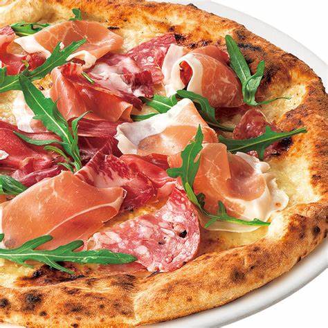 探索西新宿ピッツァ サルヴァトーレ クオモ独特的意大利美食文化,从传统拿坡里披萨的制作工艺到多样丰富的菜单选择,了解这家餐厅如何在东京繁忙的城市中营造高品质、现代优雅的用餐环境,满足各种聚会与用餐需求。
