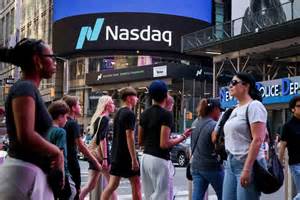 本文深入解析Gemini加密交易所如何在华尔街把握住前所未有的IPO时机,探讨了背景、战略布局以及加密市场的未来发展趋势,为读者呈现全面权威的市场洞察和投资参考。
