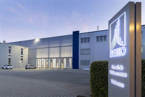 BEKO TECHNOLOGIES GmbH作为德国内斯一家领先的压缩空气和过滤技术企业,凭借三十余年的行业经验,始终致力于为全球客户提供高质量、高能效的解决方案,推动工业生产过程的智能化和环保化发展。
