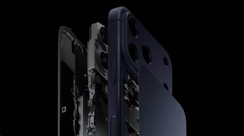 深入分析iPhone 17系列SIM卡与eSIM-only版本的电池容量变化,揭示苹果最新设计创新及其对用户体验的影响,带您全面了解新一代iPhone在续航和硬件布局上的重大突破。
