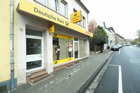 介绍位于Herrsching Mühlfelder Straße 20的德国邮政(Deutsche Post)分局的完整联系信息、营业时间、常见服务与寄递流程,并提供包装、国际邮寄、跟踪与当地交通等实用建议,帮助居民和游客高效使用邮政服务
