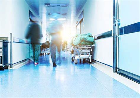 探讨私募股权收购医院对急诊室病人死亡率的影响,分析背后的原因和医疗行业的未来趋势,为公众和医疗从业者提供有价值的见解。
