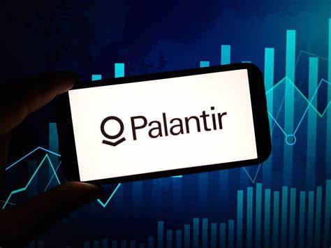 Palantir at All-Time Highs: Buy Now or Brace for a Reality Check?