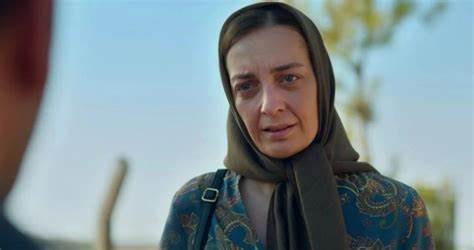 《远方的城市》作为近年来备受关注的剧情电视剧,以其深刻的故事和精彩的演绎赢得了广大观众的喜爱。本文详细介绍了该剧2025年新季的开播时间、剧情走向、制作背景及观看方式,帮助剧迷全面了解新一季的看点以及相关资讯。
