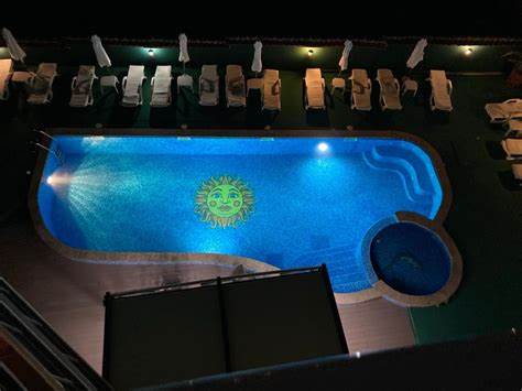 深入介绍ViaMichelin俄罗斯地图的功能与优势,帮助用户高效规划行程,提升自驾体验,掌握交通信息及旅行攻略,满足多样化出行需求。
