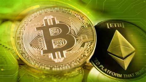Trump announces strategic crypto reserve including bitcoin, Solana, XRP and more - NBC10 Philadelphia