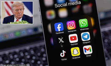 英国政府向苹果下发新一轮技术能力通知,要求访问仅限英国用户的加密云备份,引发法律、技术与国际关系方面的广泛关注。文章梳理事件来龙去脉、法规依据、技术可行性、潜在风险与公众应对建议,帮助读者理解事态发展与未来可能走向。
