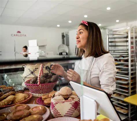 本文深入解析Bill Holdings首席执行官雷内·拉塞尔特在投资者大会上对公司财务表现的辩护,探讨公司近年来的收入增长、盈利状况及未来市场机遇,并剖析公司面临的挑战及应对策略。
