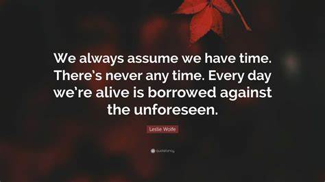 介绍BorrowedTime项目的发展历程及其独特的回收再利用互联网素材制作全新数字时钟的创意理念,揭示其艺术与环保结合的深度内涵及对现代时间观念的创新表达。
