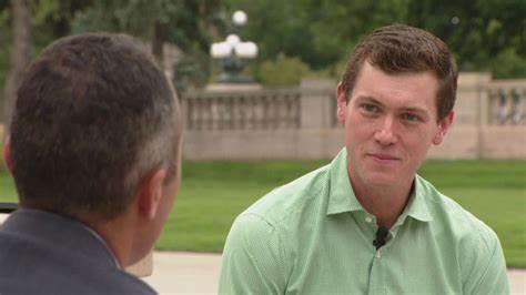 奥斯汀市议会在面对Flock Safety监控系统带来的隐私和公共安全争议时的态度备受关注,探讨该监控技术的潜在风险、公众反响以及政策制定中的关键考量。
