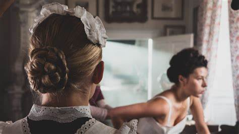 深入解析由Marc Dorcel制作的情色电影《Claire Castel : 女仆》,探索影片背后的故事情节、制作细节及演员表现,揭示极致的欲望与人性之间的微妙关系。本文为喜欢成人影视和影视艺术研究的观众提供全面的视角与独特洞见。
