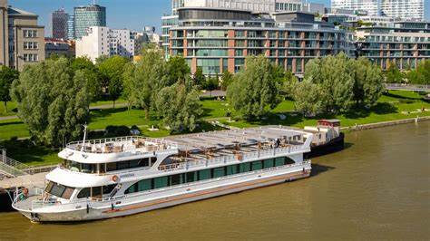 掌握全球和本地最新新闻动态,了解时事变迁,深入分析重大事件,Nový Čas在线平台为您提供权威、及时、全面的新闻资讯,助您洞察世界脉动,做出明智决策。
