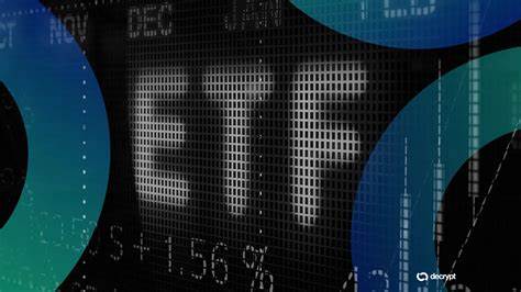 解析CoinShares最新报告中ETF资金流向变化背后的宏观与微观原因,评估比特币与以太坊资金外流对市场波动的影响,剖析Solana与XRP获得资本青睐的技术与产品层面因素,并给出投资者在当前环境下的风险管理与配置思路
