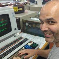 探讨在爱好活动中被他人拍摄并上传至网络时的隐私担忧、法律与伦理边界、现场和事后应对方法,以及如何通过有效沟通与社区规范减少被公开记录的风险。提供实用话术、技术与社交建议,帮助爱好者在享受兴趣的同时保护个人隐私。
