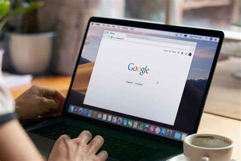 介绍谷歌将大型 AI 模型 Gemini 集成到 Chrome 浏览器中的重要变化、关键功能、对个人与企业用户的影响以及隐私与安全的考量,帮读者全面了解这项在 Mac 与 Windows 桌面端推出的升级如何重塑上网体验与工作流程。
