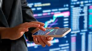 随着比特币、以太坊等加密货币的持续火爆,越来越多的投资者陷入不法分子设计的骗局。工会局发出严正警告,解析最新诈骗手法,并提供多重防范措施,帮助公众识别并避免加密货币交易中的陷阱。
