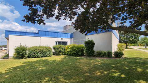 BUZZ HPC收购多伦多7.2兆瓦数据中心用地,计划建设专为AI工作负载设计的Tier III+数据中心,推动加拿大主权AI基础设施的发展,保障数据安全与算力自主,促进本地AI创新生态系统繁荣。本文详细解析此次收购的重要意义及对加拿大AI产业的深远影响。
