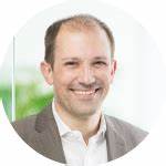 在二手交易平台上购买商品时,遇到商品与描述不符或存在明显瑕疵的情况并不少见。本文详细探讨二手商品交易中的常见问题、消费者权益保护以及如何有效维权,助你在二手市场中更好地保障自身利益。
