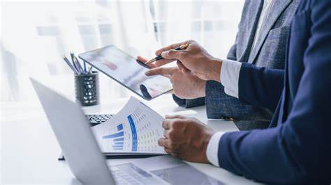 深入解析澳大利亚特许会计师协会(CA ANZ)向生产力委员会提交的关于税制改革、数字化报告、企业税率以及环境政策的建议,探讨其对澳大利亚经济未来发展的重要影响。
