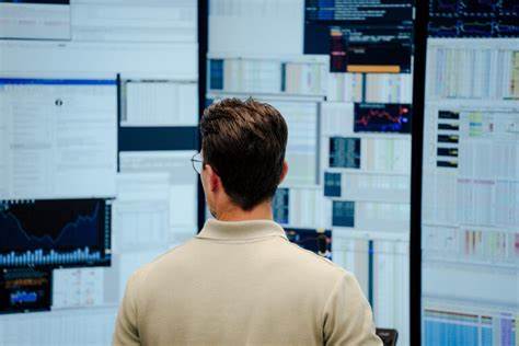 详尽介绍了Optiver的企业背景、业务范围、发展历程以及在全球金融市场的重要地位,帮助读者全面了解这家私募交易公司的运营模式及其行业影响力。
