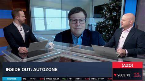 巴克莱分析师最新调高了AutoZone股票的目标价,基于公司强劲的销售增长和扩展策略,预示未来盈利能力有望显著提升,成为投资者关注的焦点。
