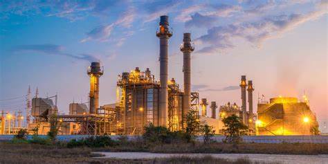 本文深入分析了美国内政部长道格·伯格姆关于优先发展人工智能,推动燃气轮机供能的观点,探讨了人工智能时代的能源挑战与环境保护之间的矛盾,以及全球气候变化背景下科技发展的复杂局面。
