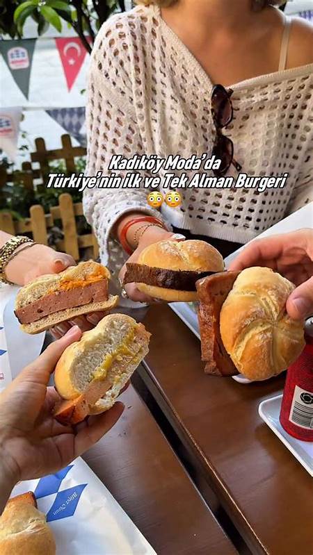 探索市场上五款热门冷冻汉堡的详细评测,通过味道、营养价值和烹饪方法的多维度分析,帮助消费者选择适合家庭和日常需求的优质汉堡肉饼。
