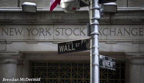 华尔街终结连周上涨:收益率上升、数据解读与投资者应对策略
