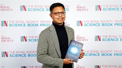 介绍皇家学会Trivedi科学图书奖的发展、评选标准与申报流程,解析其对科普写作、作者职业与公众科学素养的深远影响,提供投稿与写作实用建议。
