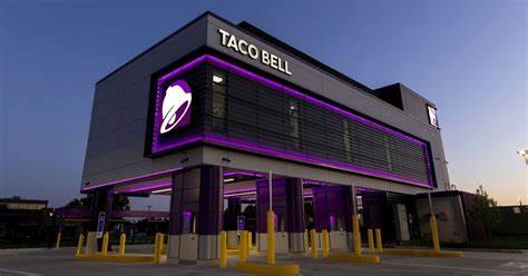 塔可钟宣布多项高管晋升,聚焦品牌建设、数字技术和国际发展,助力其在美国市场持续增长并全面推进全球化战略。
