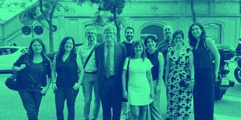 西班牙最高法院裁定政府必须公开影响公众利益的社会福利算法源代码,确立了公共部门算法透明的宪法权利,推动数字民主的发展,促进技术监督与公众参与,强化了透明度在现代治理中的核心地位。
