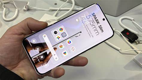 全方位解析2025至2026年最小巧、最纤薄和最轻便智能手机的市场趋势和产品亮点,帮助用户在众多选择中找到最适合自己的机型。
