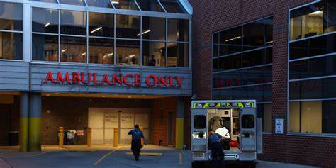 概述医疗保健市场的最新动向,解析制药、生物科技、医疗器械与健康保险领域的投资趋势、并购热点及政策影响,为从业者和投资者提供可操作的市场洞察与策略建议。
