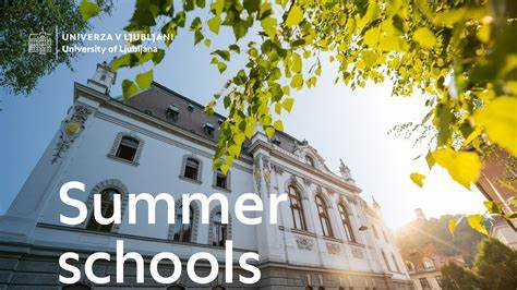 介绍卢布尔雅那大学的历史背景、学术优势、专业设置、申请流程、语言与签证要求、奖学金与资助、校园生活与实习机会,帮助有意赴斯洛文尼亚深造的国际学生做出明智选择。
