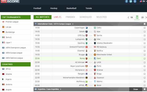 深入解析实时网球比分的重要性,介绍专业的网球比分服务平台及其功能,帮助网球迷随时了解最新赛事进展和赛果,提升观赛体验和投注精准度。
