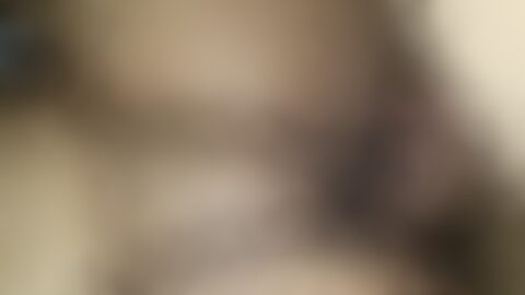 深入探讨罗马尼亚语色情内容的特点、受众群体和网络发展趋势,分析该行业在网络平台上的表现及其对文化与社会的影响。
