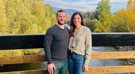 围绕 Angela Collier 的 Conspiracy Physics and You 视频展开深度解读,从阴谋物理学的概念与常见手法到如何用批判性思维辨识伪科学,并提供实践建议帮助观众在社交媒体时代保护科学信息与个人判断力
