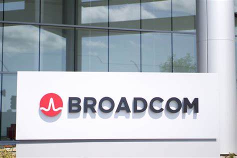 探讨识别和投资成长型异常股票的策略,聚焦博通(Broadcom)的成功案例,解析大资金流入、公司基本面和市场趋势如何共同推动股票腾飞,助力投资者抓住潜力股,提升投资收益。

