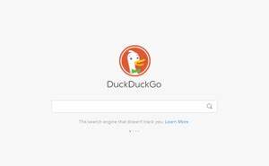 随着互联网时代的飞速发展,用户隐私保护成为焦点。DuckDuckGo作为一款强调隐私保护的搜索引擎,以其独特的非跟踪使用理念和多元化的搜索技术,正在逐步改变人们的网络搜索体验。深入了解DuckDuckGo的起源、技术优势及其在全球互联网中的地位,呈现其如何在竞争激烈的搜索引擎市场中脱颖而出。
