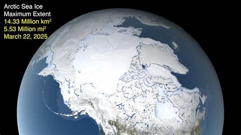 2025年北极海冰达到自卫星监测以来的第十大最低点,引发全球气候变化领域的广泛关注。本文详细解析北极海冰现状、变化原因及其对生态系统和人类社会的深远影响。
