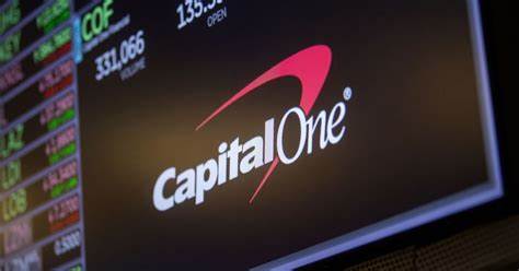 资本一公司宣布在芝加哥地区裁减Discover Financial Services员工,涵盖多个职位,彰显金融行业整合与转型的进一步深入。本文深入剖析此次裁员的具体情况、影响以及金融业未来可能的发展趋势。
