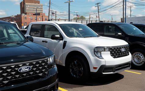 福特第三季度销量暴增8.2%:卡车与电动车驱动增长的深度解读
