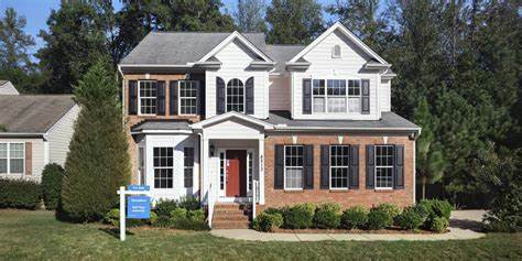 Opendoor近年来经历了股价的大幅波动,引发市场关注。新任董事长Keith Rabois强调公司远非'表情包股票',并展望其未被充分挖掘的潜力与未来发展方向。本文深入解析Opendoor的市场表现、业务模式及董事长对公司的信心。
