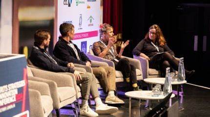 探讨即将在伦敦举行的Just Drinks Spirits Strategies and Innovation大会看点与行业趋势,解读三得利、布朗-福尔曼、Mast-Jägermeister等国际烈酒公司的议题安排,对品牌、分销商与从业者提供参会准备与商业落地建议
