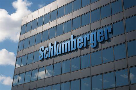 深入探讨施伦贝谢作为全球领先油田服务公司的股息表现、财务健康状况及未来增长潜力,为投资者提供判断其是否为理想高息股的参考依据。
