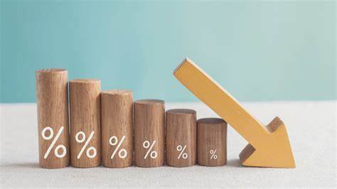 Aldermore集团发布最新财报,净利润同比下降24%,探讨影响业绩的关键因素及公司未来战略布局。
