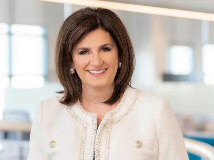 在科技行业出现入门级岗位招聘放缓之际,思科高管认为这一趋势并非长期现象。本文从宏观背景、行业数据、企业用人策略与求职者应对建议等角度解读当前局势,帮助毕业生与HR把握机会、制定可行路径,不再对短期波动感到迷茫。
